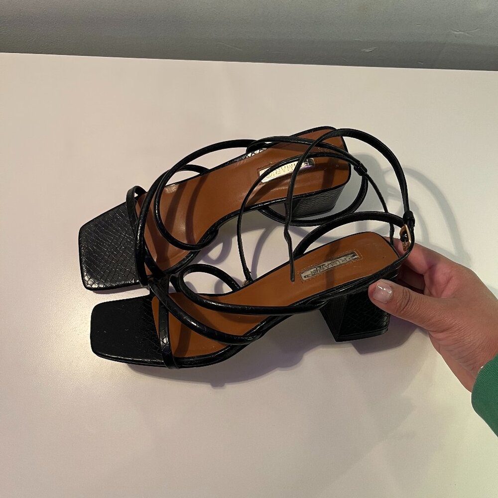 black strappy sandals